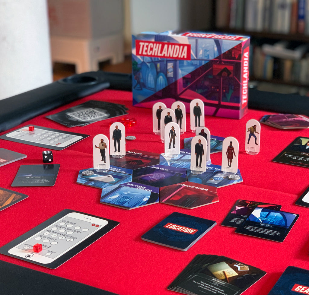 Techlandia: a game of smartphones and supernatural horror